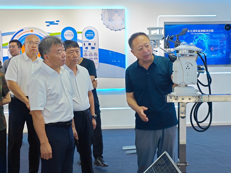 古塔区政协及调研组莅临锦州辉阳智联科技有限公司开展调研